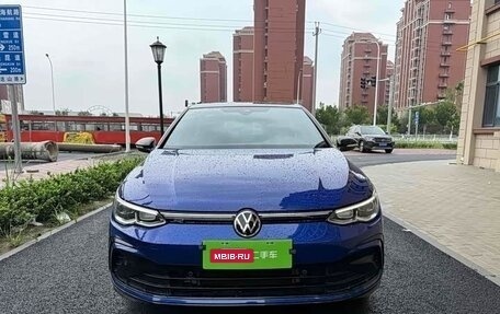 Volkswagen Golf VIII, 2022 год, 1 920 000 рублей, 2 фотография
