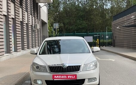 Skoda Octavia, 2011 год, 719 000 рублей, 2 фотография