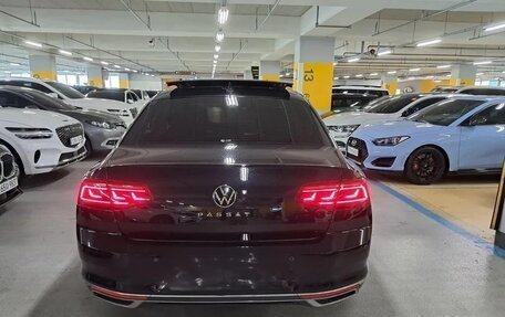 Volkswagen Passat B8 рестайлинг, 2021 год, 2 420 000 рублей, 4 фотография