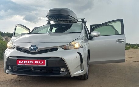 Toyota Prius Alpha I (ZVW40/41), 2018 год, 2 200 000 рублей, 1 фотография