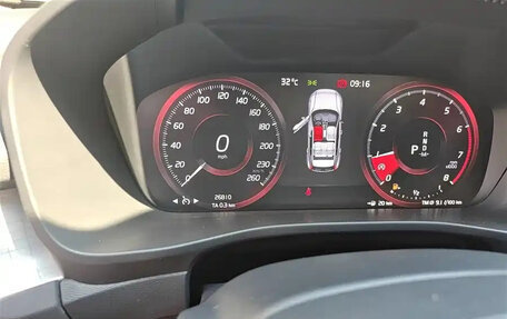 Volvo XC40 I, 2022 год, 1 800 000 рублей, 12 фотография