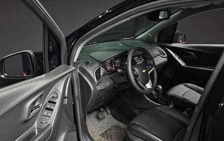Chevrolet Trax, 2021 год, 998 000 рублей, 5 фотография