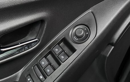 Chevrolet Trax, 2021 год, 998 000 рублей, 6 фотография