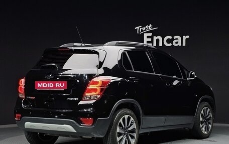 Chevrolet Trax, 2021 год, 998 000 рублей, 3 фотография