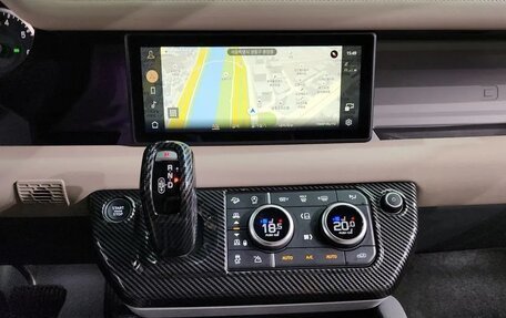 Land Rover Defender II, 2022 год, 5 970 000 рублей, 11 фотография