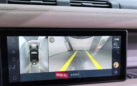 Land Rover Defender II, 2022 год, 5 970 000 рублей, 10 фотография