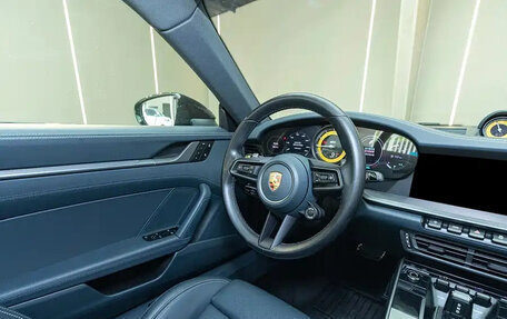Porsche 911, 2022 год, 18 000 276 рублей, 11 фотография