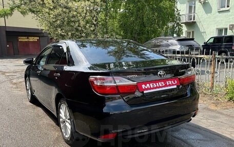 Toyota Camry, 2015 год, 2 050 000 рублей, 4 фотография