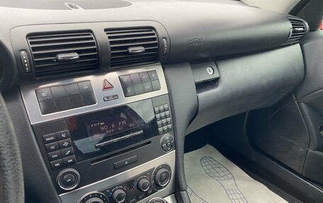 Mercedes-Benz C-Класс, 2005 год, 569 000 рублей, 9 фотография