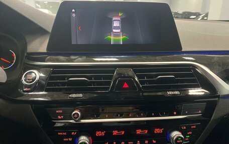 BMW 5 серия, 2019 год, 2 900 000 рублей, 1 фотография
