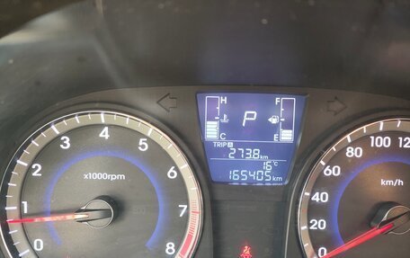 Hyundai Solaris II рестайлинг, 2016 год, 1 000 000 рублей, 10 фотография