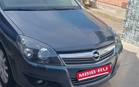 Opel Astra H, 2008 год, 795 000 рублей, 4 фотография