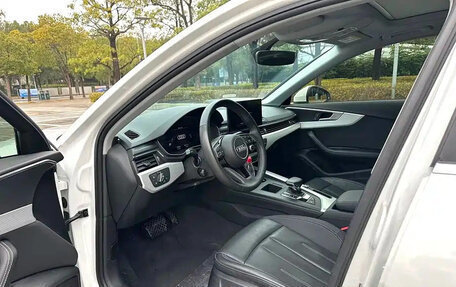 Audi A4, 2021 год, 2 280 000 рублей, 5 фотография
