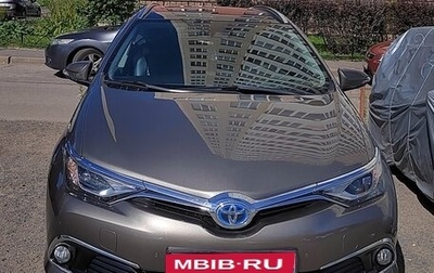 Toyota Auris II, 2018 год, 1 990 000 рублей, 1 фотография