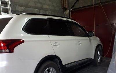 Mitsubishi Outlander III рестайлинг 3, 2022 год, 3 800 000 рублей, 1 фотография