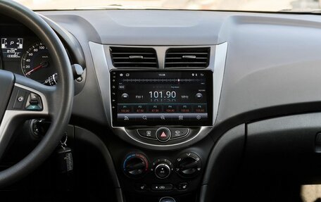 Hyundai Solaris II рестайлинг, 2016 год, 1 028 000 рублей, 13 фотография