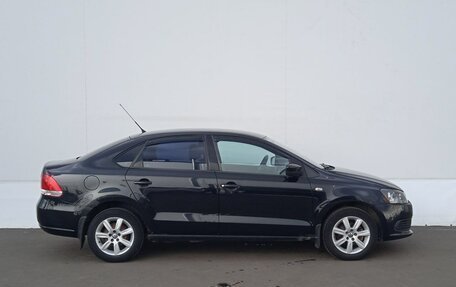 Volkswagen Polo VI (EU Market), 2012 год, 700 000 рублей, 4 фотография