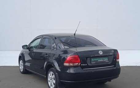 Volkswagen Polo VI (EU Market), 2012 год, 700 000 рублей, 6 фотография