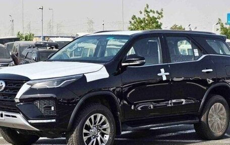 Toyota Fortuner II, 2024 год, 5 790 000 рублей, 1 фотография
