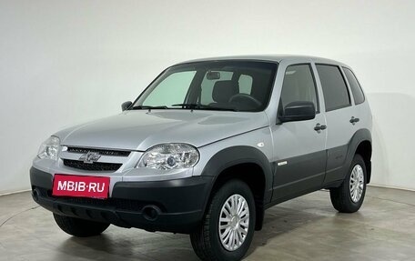 Chevrolet Niva I рестайлинг, 2017 год, 699 000 рублей, 1 фотография