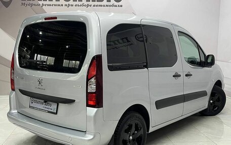 Peugeot Partner II рестайлинг 2, 2022 год, 2 025 000 рублей, 5 фотография