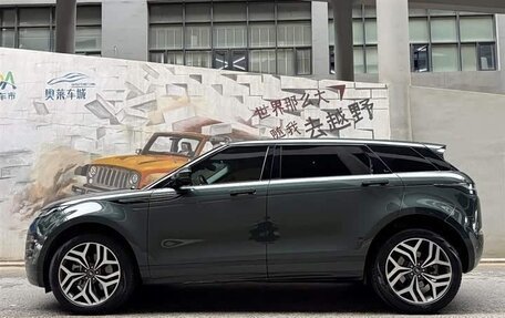 Land Rover Range Rover Evoque II, 2022 год, 3 520 000 рублей, 2 фотография