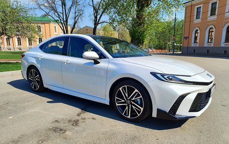 Toyota Camry, 2024 год, 4 000 000 рублей, 2 фотография