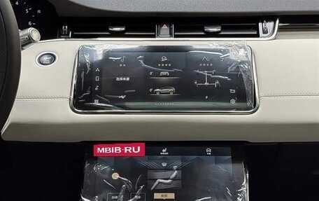 Land Rover Range Rover Evoque II, 2022 год, 3 520 000 рублей, 10 фотография