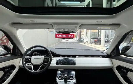Land Rover Range Rover Evoque II, 2022 год, 3 520 000 рублей, 12 фотография
