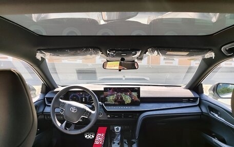 Toyota Camry, 2024 год, 4 000 000 рублей, 5 фотография