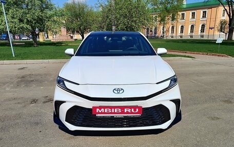 Toyota Camry, 2024 год, 4 000 000 рублей, 9 фотография