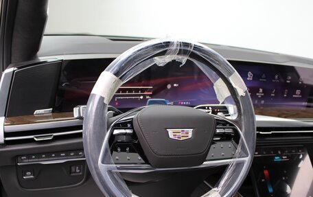 Cadillac Escalade V, 2025 год, 23 790 000 рублей, 4 фотография