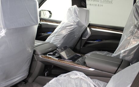 Cadillac Escalade V, 2025 год, 23 790 000 рублей, 15 фотография