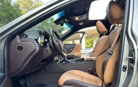 Lexus ES VII, 2021 год, 2 605 000 рублей, 9 фотография