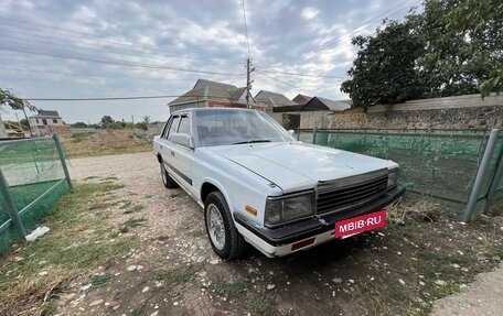 Nissan Laurel VIII, 1986 год, 370 000 рублей, 4 фотография
