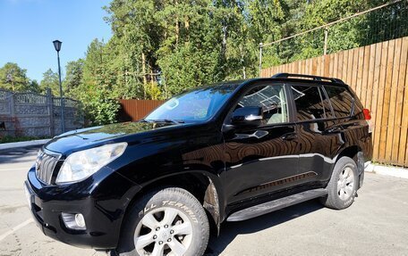 Toyota Land Cruiser Prado 150 рестайлинг 2, 2013 год, 2 990 000 рублей, 3 фотография