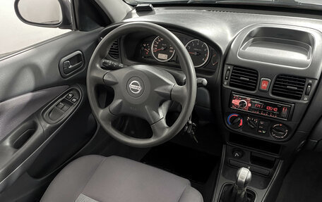 Nissan Almera, 2004 год, 285 000 рублей, 12 фотография