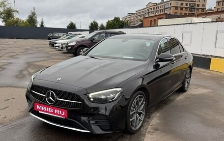 Mercedes-Benz E-Класс, 2020 год, 3 950 000 рублей, 3 фотография