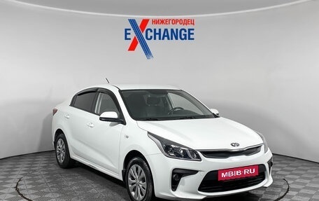 KIA Rio IV, 2018 год, 879 000 рублей, 2 фотография