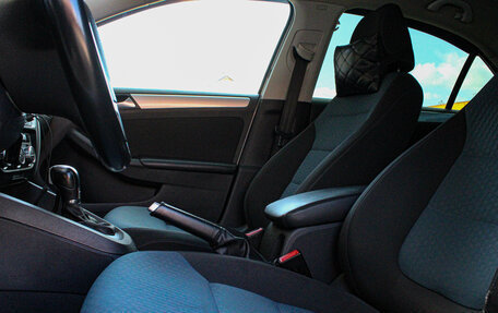 Volkswagen Jetta VI, 2013 год, 1 089 000 рублей, 15 фотография