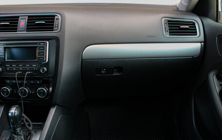 Volkswagen Jetta VI, 2013 год, 1 089 000 рублей, 21 фотография