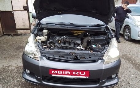 Toyota Wish II, 2003 год, 700 000 рублей, 7 фотография