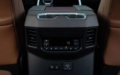 Toyota Sequoia, 2025 год, 12 500 000 рублей, 13 фотография
