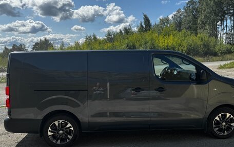 Opel Vivaro, 2020 год, 2 150 000 рублей, 3 фотография