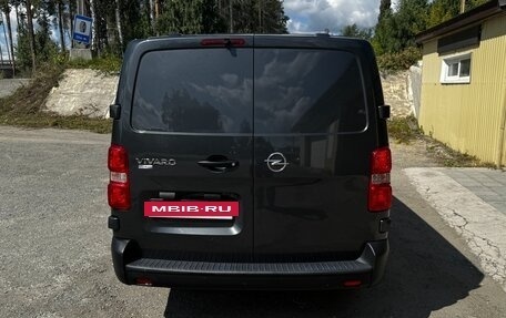 Opel Vivaro, 2020 год, 2 150 000 рублей, 4 фотография