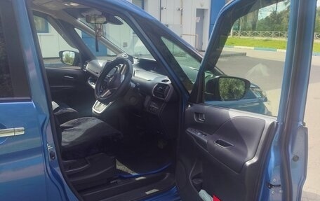 Nissan Serena IV, 2019 год, 2 400 000 рублей, 9 фотография