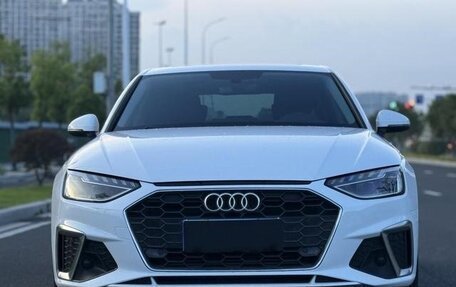 Audi A4, 2021 год, 2 470 000 рублей, 2 фотография