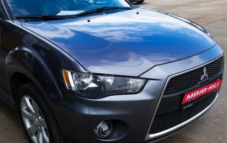 Mitsubishi Outlander III рестайлинг 3, 2010 год, 950 000 рублей, 9 фотография