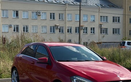Mercedes-Benz A-Класс, 2015 год, 1 700 000 рублей, 3 фотография