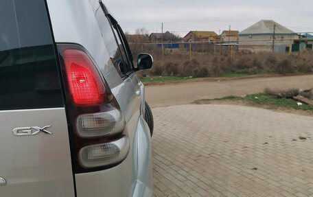Toyota Land Cruiser Prado 120 рестайлинг, 2008 год, 1 900 000 рублей, 8 фотография